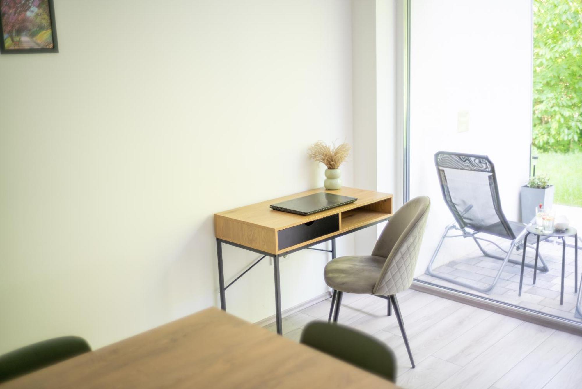 זלקרוס Oazis Apartman מראה חיצוני תמונה